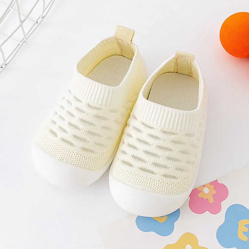 Kletshuts™ TinyShoes: Halkfria Baby Mesh Skor