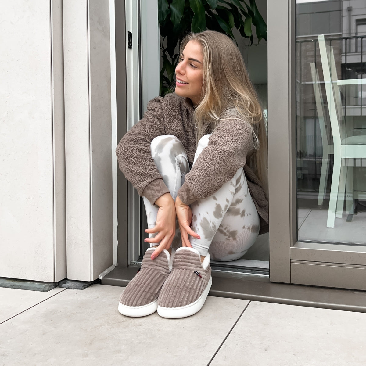Happy™ CozySlippers: Unisex Vinter Skor Bekväma Varma Tofflor