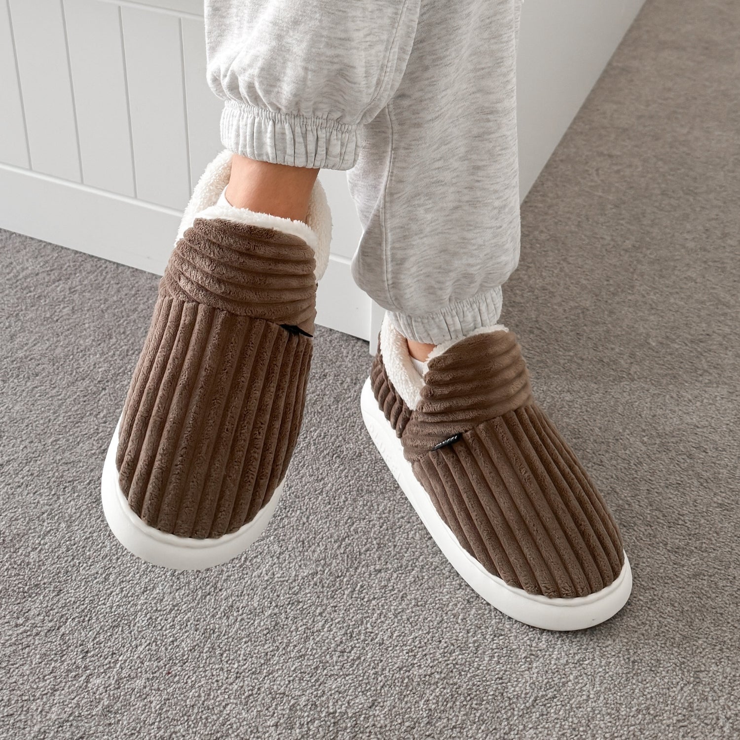 Happy™ CozySlippers: Unisex Vinter Skor Bekväma Varma Tofflor
