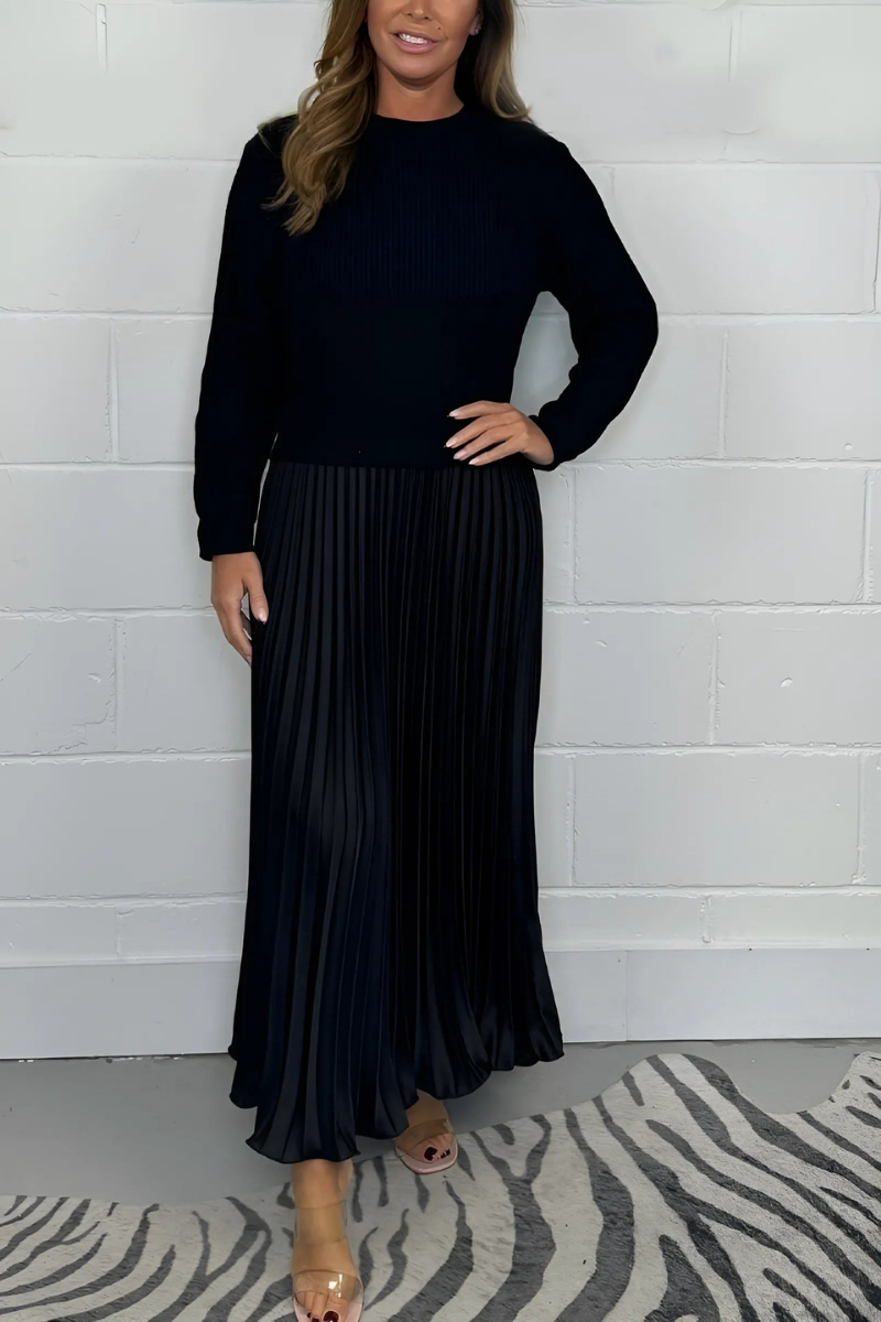 Icone™ PleatedDress: Långärmad Topp Med Elegant Plisserad Nederkant Klänning