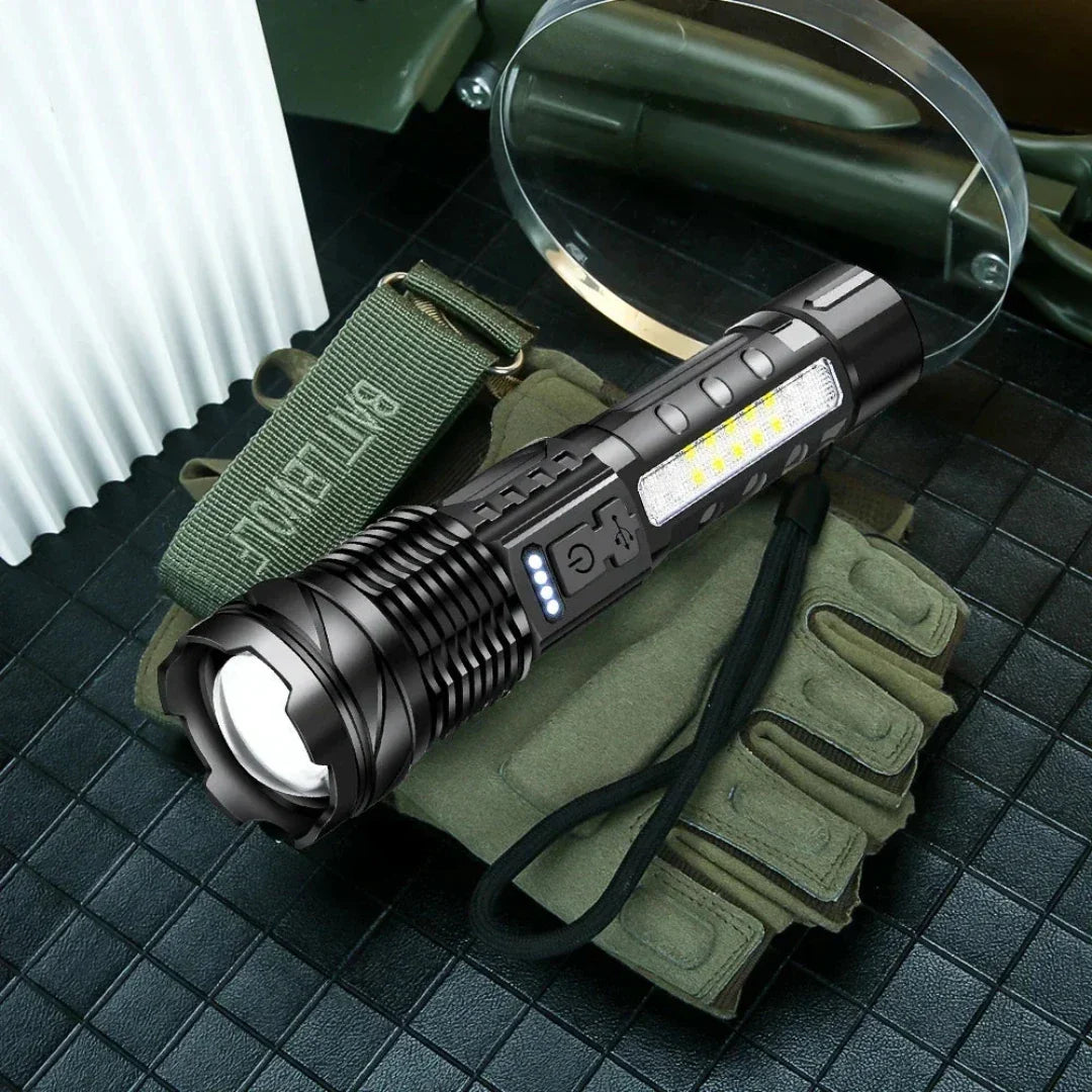 SuperFlashlight 1+1 GRATIS- Multifunktionell Uppladdningsbar Ficklampa