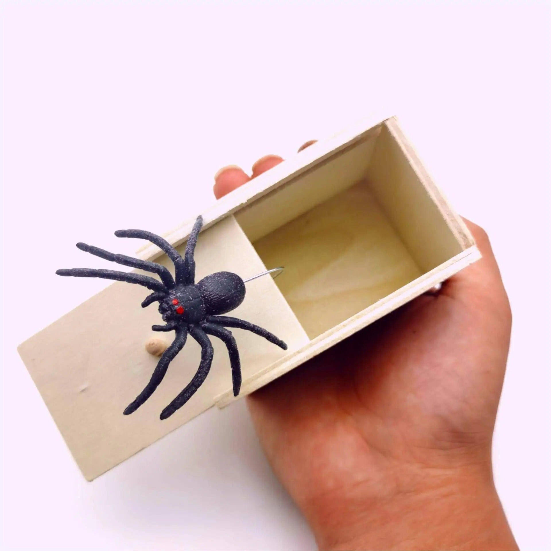 SpiderBox - Spindel Skrämma Prank Låda