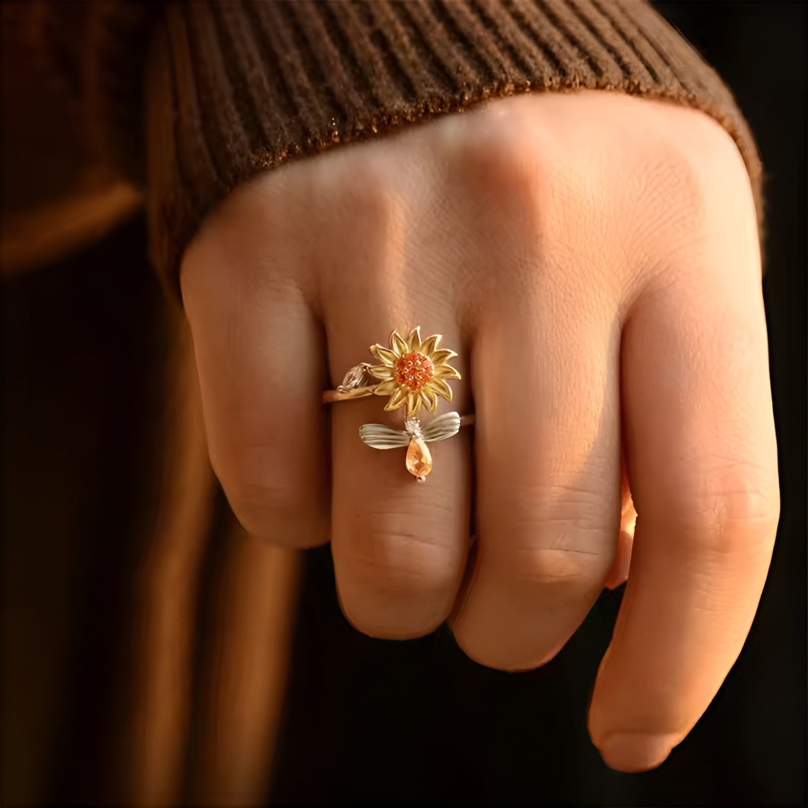 Jewelance™ SunflowerRing 1+1 GRATIS: Elegant Justerbar Snurrande Solros Ring