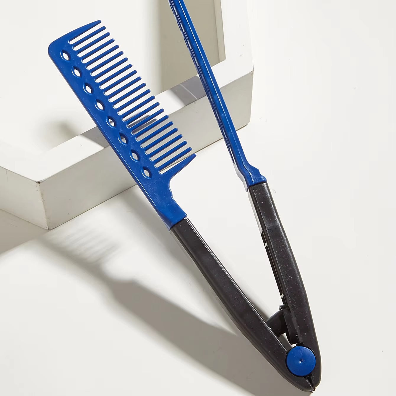 Rose® V-ShapedComb 1+1 GRATIS: V-Formad Hårstylingkam