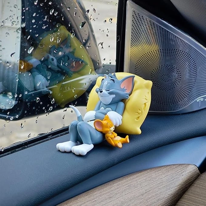 CarCharm 1+1 GRATIS: Tom Och Jerry Lekfull Instrumentbräda Prydnad