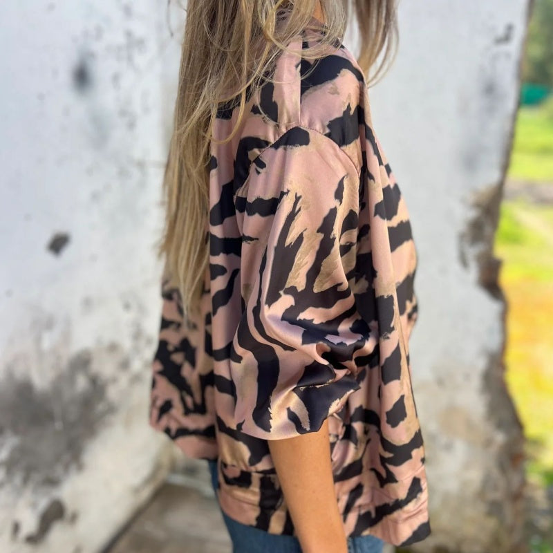 Icone™ ZebraJacket: Elegant Stilren Zebramönster Jacka